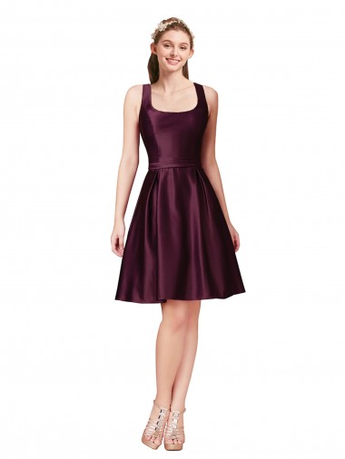 Wholesale Classic Knee Length Satin Cocktail Prom Dress / Homecoming Dress with V Back and Bow Detail