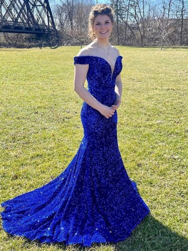 Wholesale Off the Shoulder Sleeveless Long Sweep Train Velvet Sequin Prom Dress